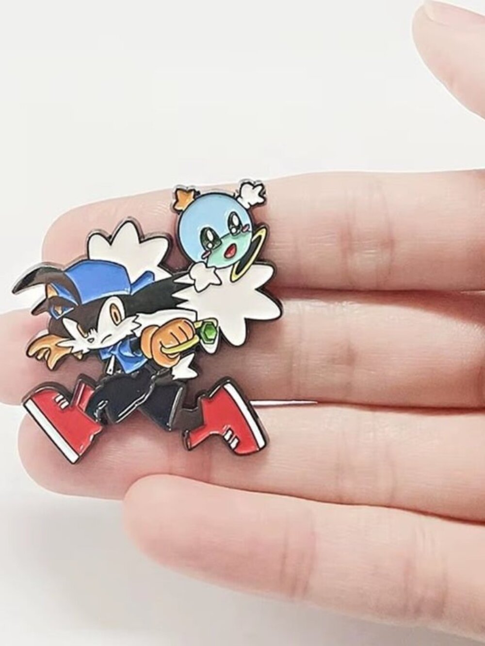 Klonoa & Huepow Enamel Pin – Classic Video Game Collectible Gift! - Picture 2 of 3